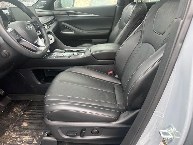 Infiniti QX60 LUXE AWD 2025