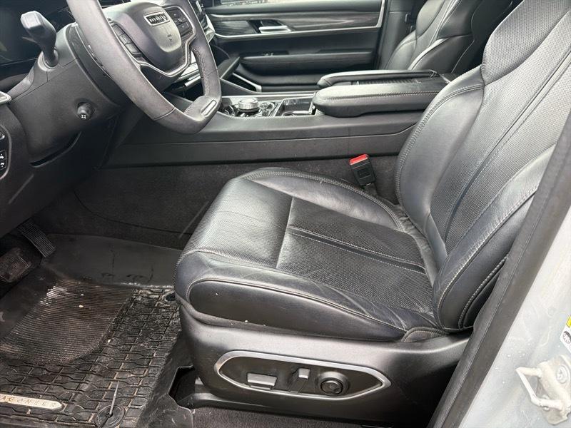 Jeep Wagoneer Series III 4WD 2022