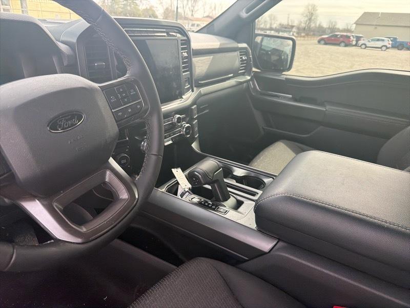 Ford F-150 XLT SuperCrew 4WD 2024