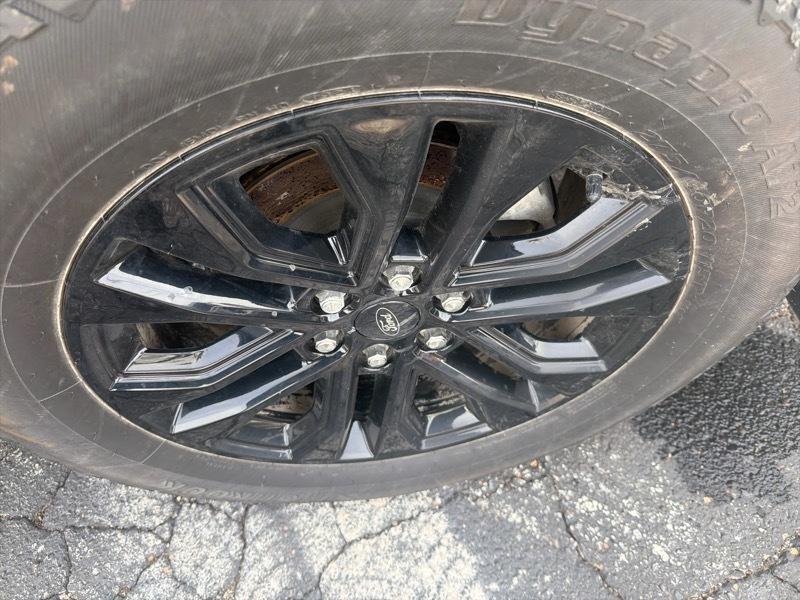 Ford F-150 XLT SuperCrew 4WD 2024