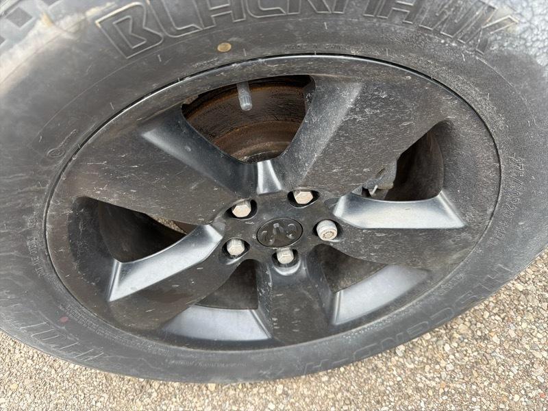 RAM 1500 SLT Quad Cab 4WD 2021