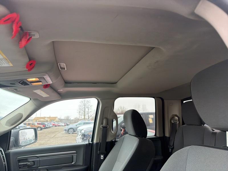 RAM 1500 SLT Quad Cab 4WD 2021