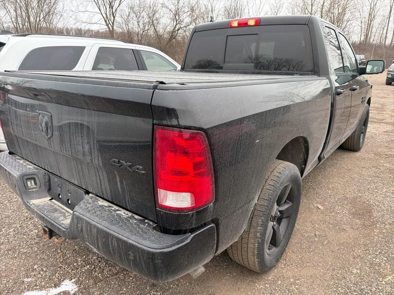 RAM 1500 SLT Quad Cab 4WD 2021
