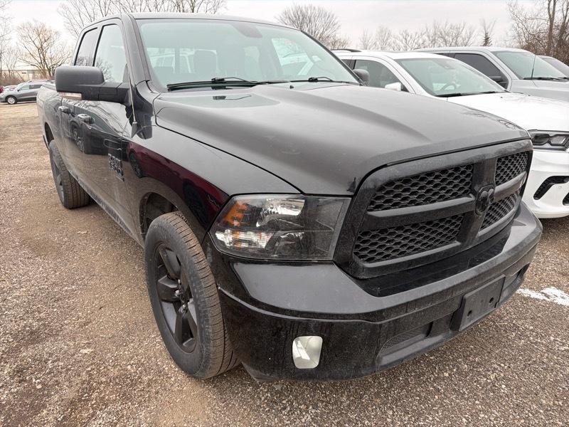RAM 1500 SLT Quad Cab 4WD 2021