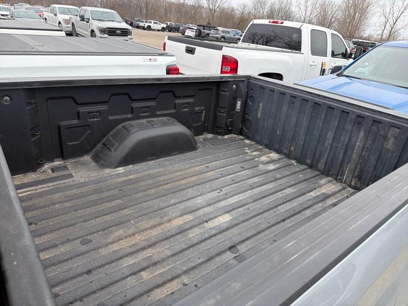 Chevrolet Silverado 1500 Custom Crew Cab 4WD 2024