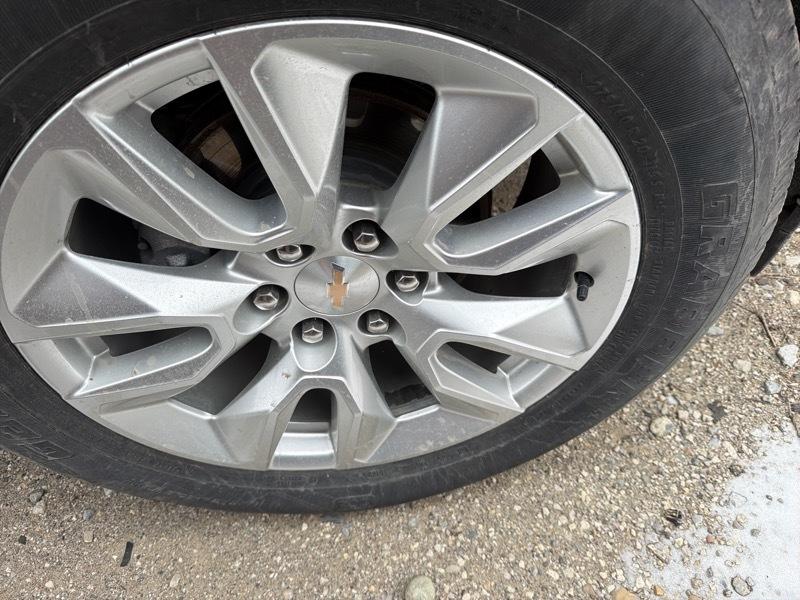 Chevrolet Silverado 1500 Custom Crew Cab 4WD 2024