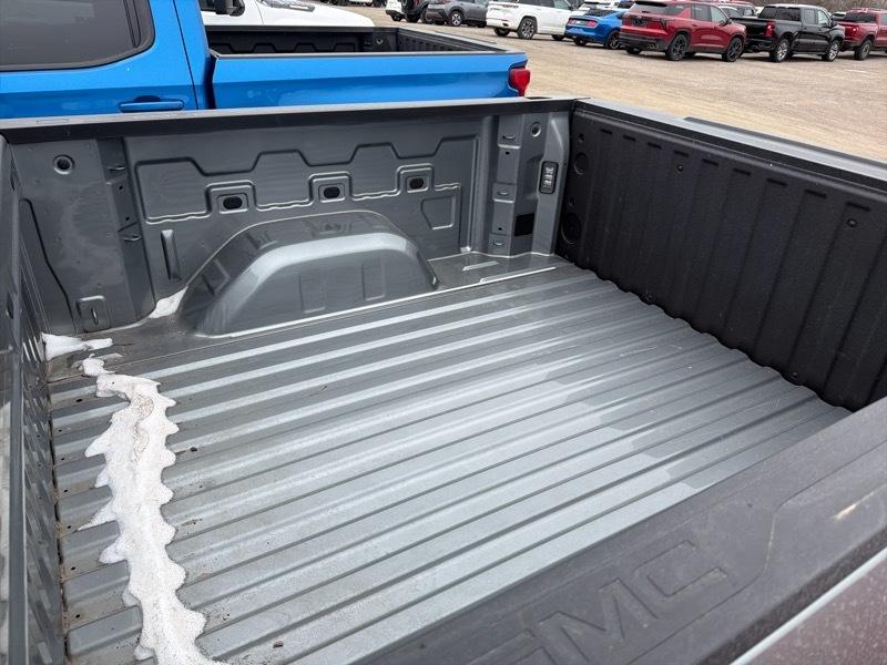 GMC Sierra 1500 Pro Crew Cab Short Box 4WD 2024