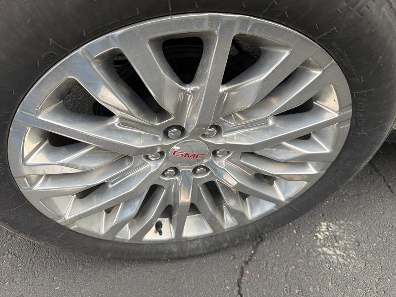 GMC Yukon SLT 4WD 2024