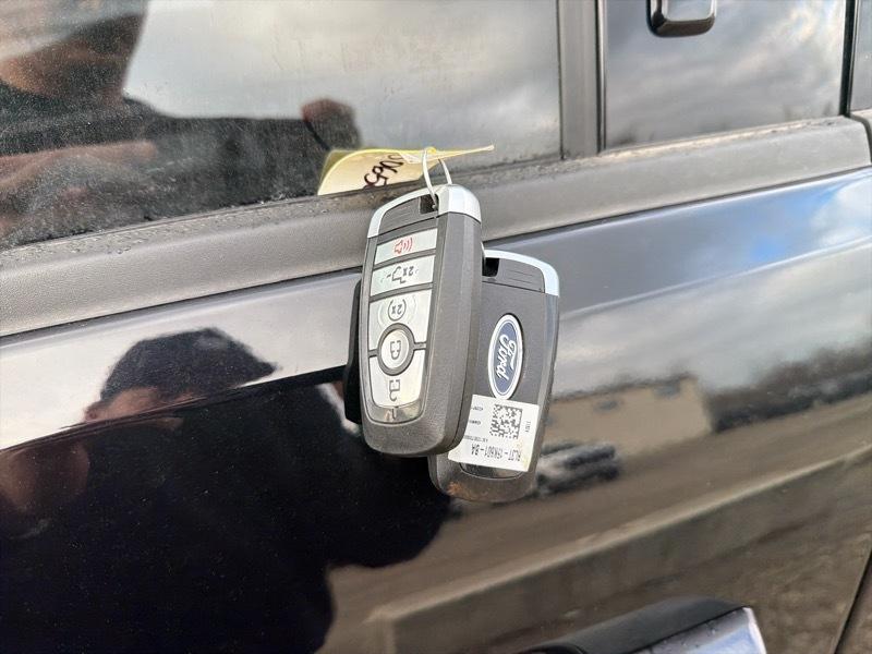 Ford F-150 XLT SuperCrew 4WD 2024