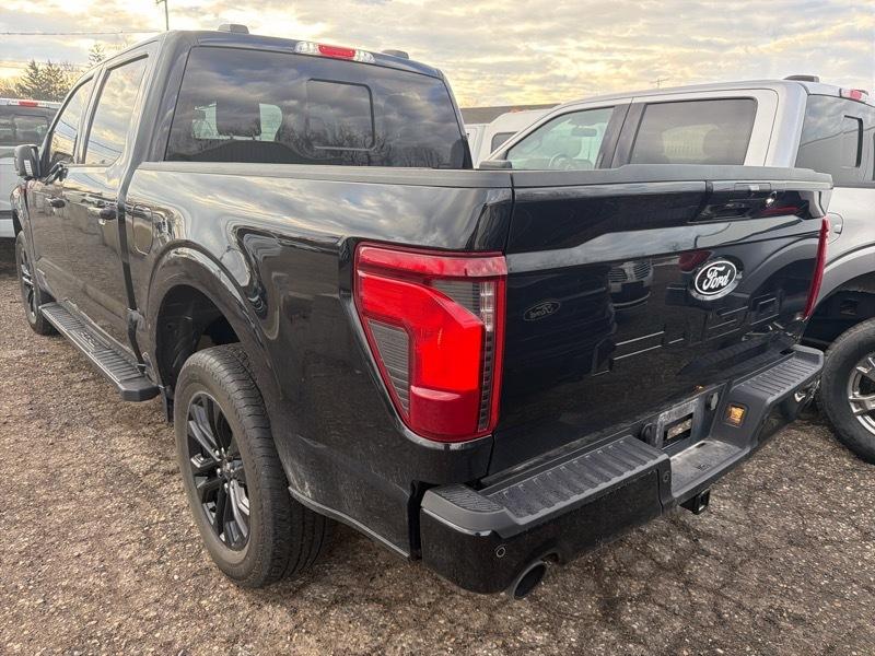 Ford F-150 XLT SuperCrew 4WD 2024