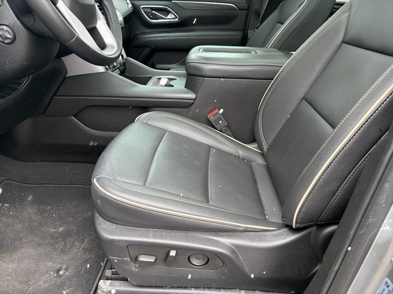 GMC Yukon SLT 4WD 2024