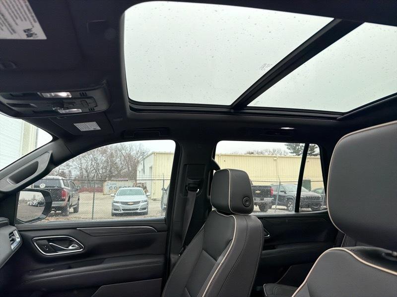 GMC Yukon SLT 4WD 2024