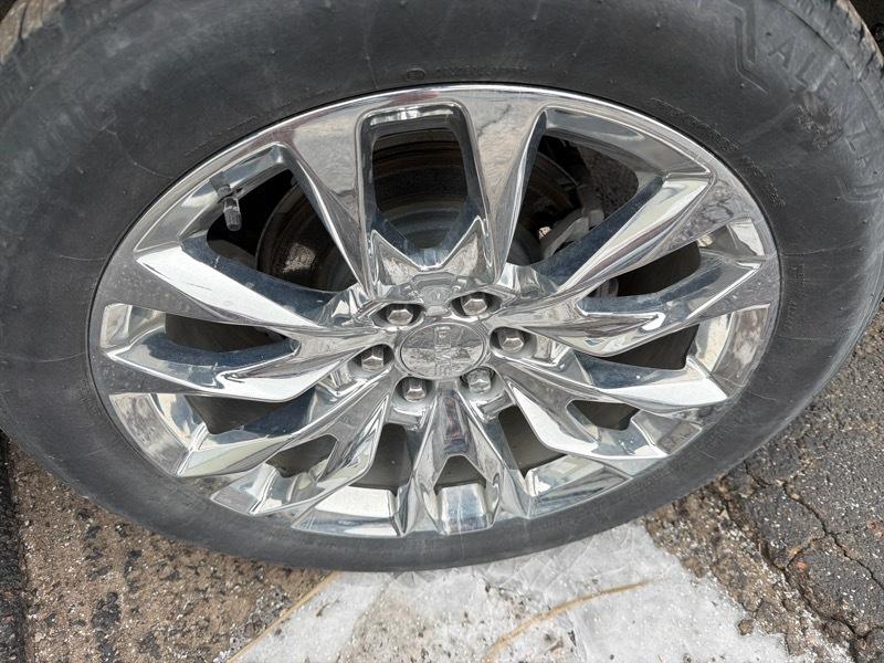 GMC Yukon SLT 4WD 2024