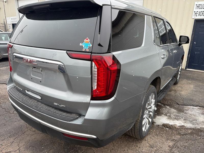 GMC Yukon SLT 4WD 2024