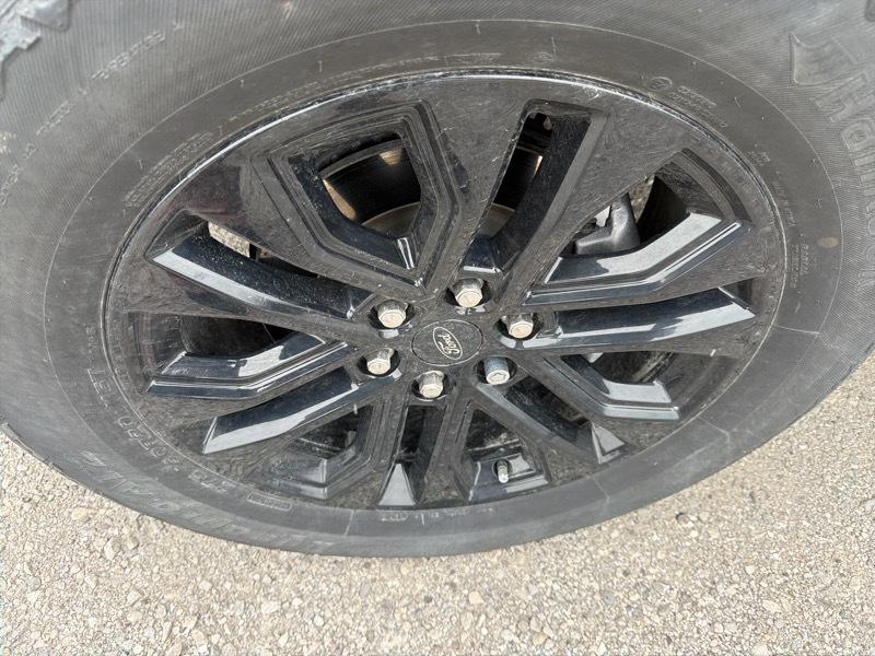 Ford F-150 XLT SuperCrew 4WD 2024