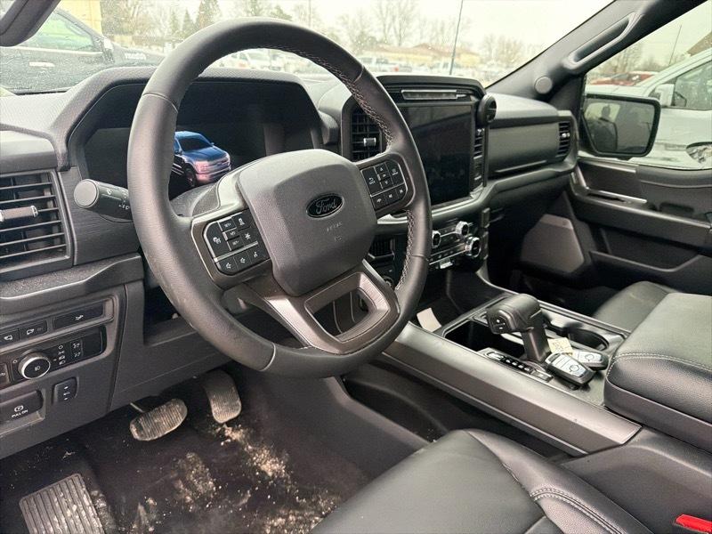 Ford F-150 XLT SuperCrew 4WD 2024