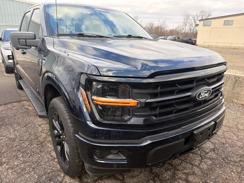 Ford F-150 XLT SuperCrew 4WD 2024