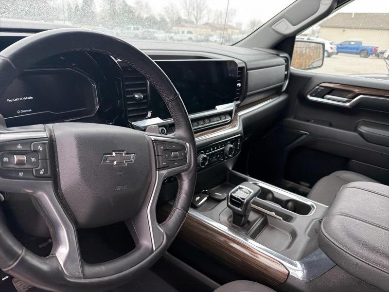 Chevrolet Silverado 1500 RST Crew Cab 4WD 2024