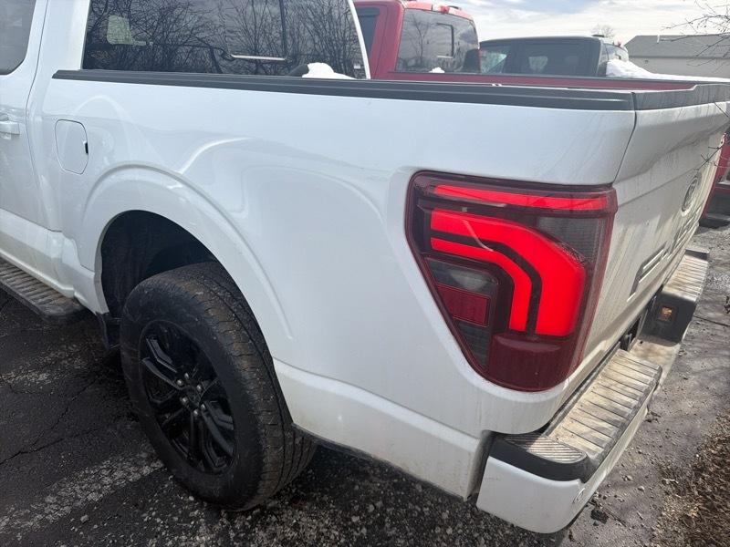 Ford F-150 Lariat SuperCrew 4WD 2025