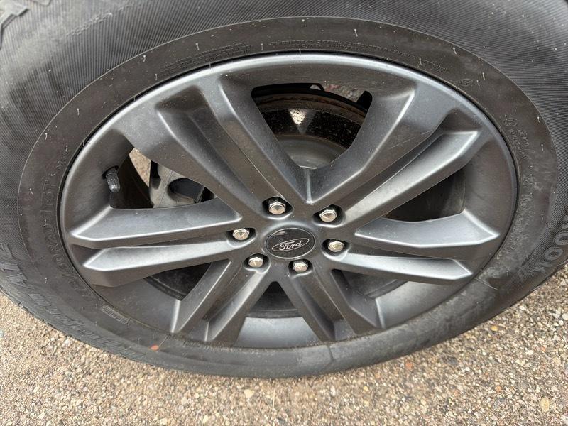 Ford F-150 Lariat SuperCrew 5.5-ft. Bed 4WD 2023