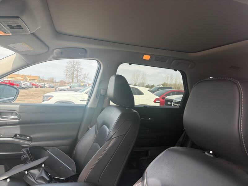 Nissan Pathfinder SL 4WD 2023