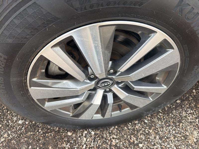 Nissan Pathfinder SL 4WD 2023