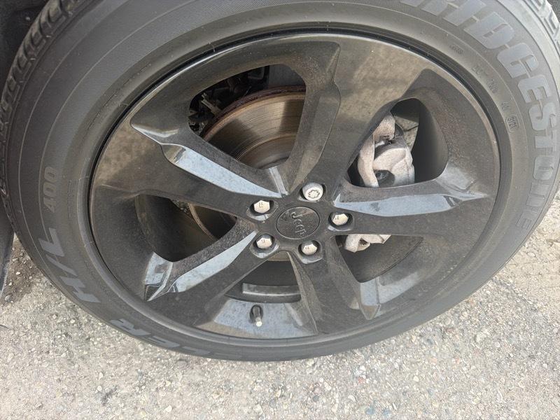 Jeep Grand Cherokee  2023