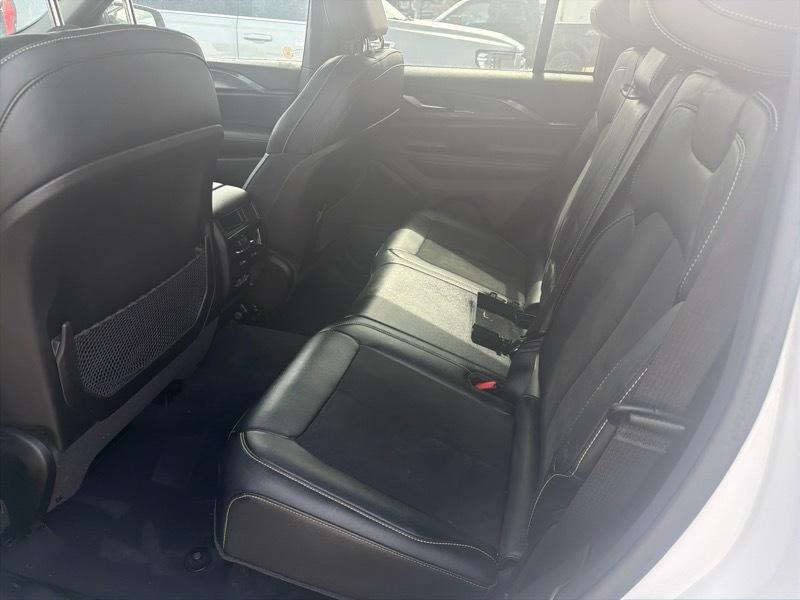 Jeep Grand Cherokee  2023