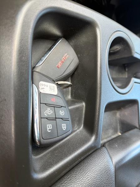 GMC Sierra 1500 Pro Crew Cab Short Box 4WD 2023