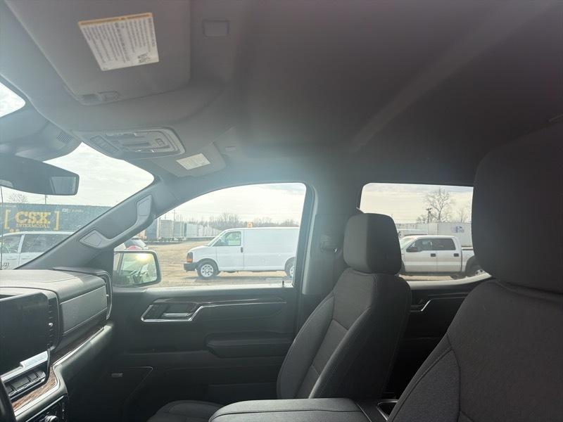 GMC Sierra 1500 Elevation Crew Cab 4WD 2024