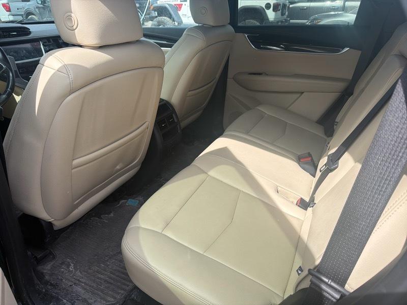 Cadillac XT5 Base AWD 2019