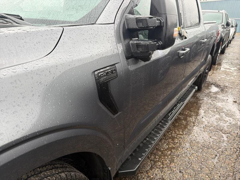 Ford F-150 XLT SuperCrew 4WD 2024