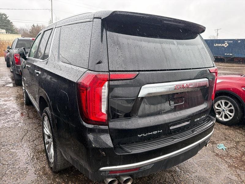 GMC Yukon Denali 4WD 2023