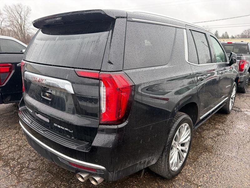 GMC Yukon Denali 4WD 2023