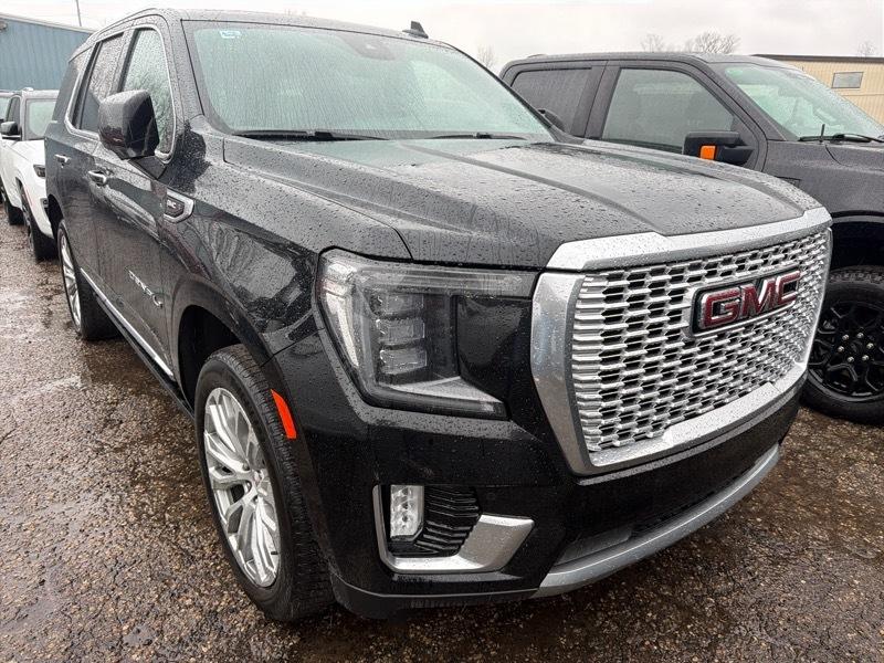 GMC Yukon Denali 4WD 2023
