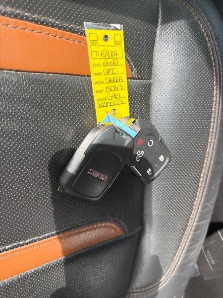 GMC Sierra 1500 Limited AT4 Crew Cab Short Box 4WD 2022