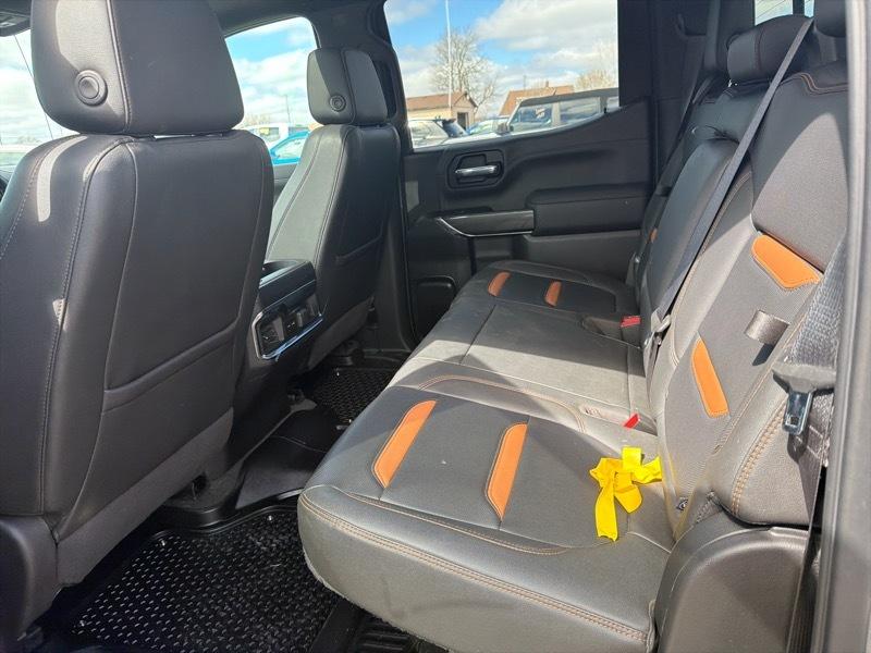 GMC Sierra 1500 Limited AT4 Crew Cab Short Box 4WD 2022