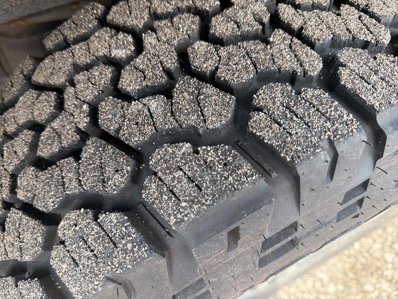 GMC Sierra 1500 Limited AT4 Crew Cab Short Box 4WD 2022