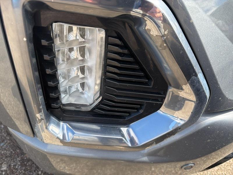 GMC Sierra 1500 Limited AT4 Crew Cab Short Box 4WD 2022