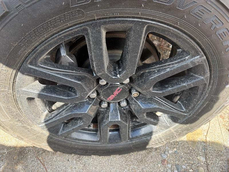 GMC Sierra 1500 Limited Elevation Crew Cab 4WD 2022