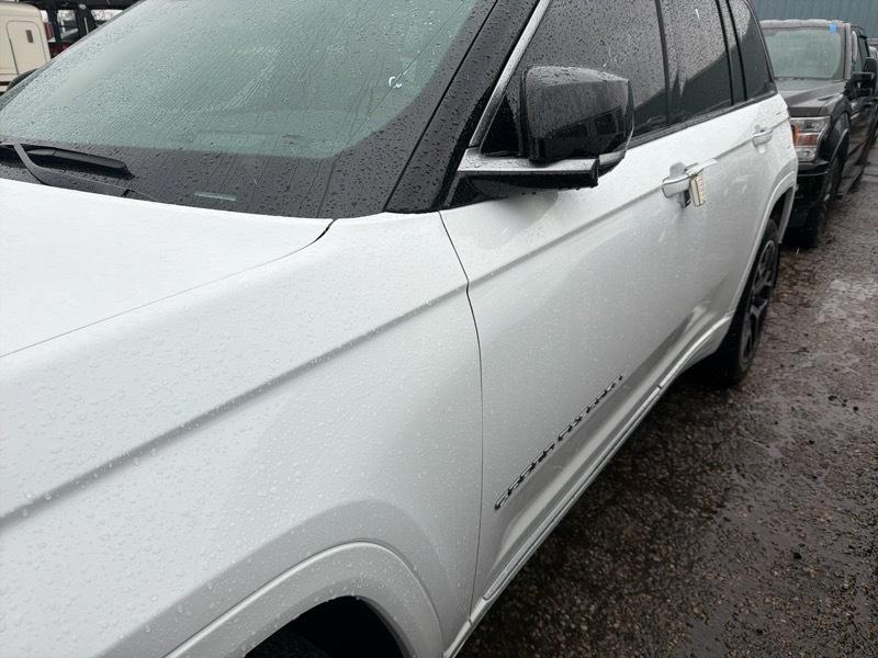 Jeep Grand Cherokee  2023