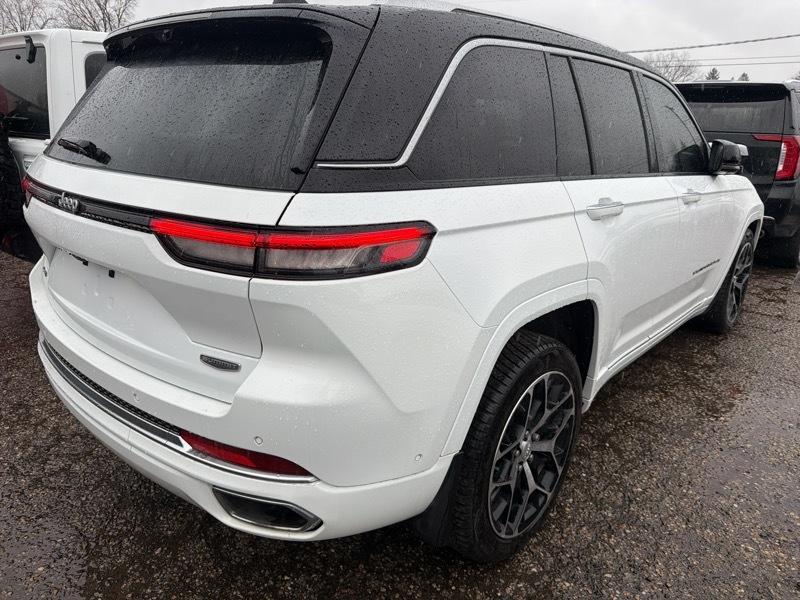 Jeep Grand Cherokee  2023