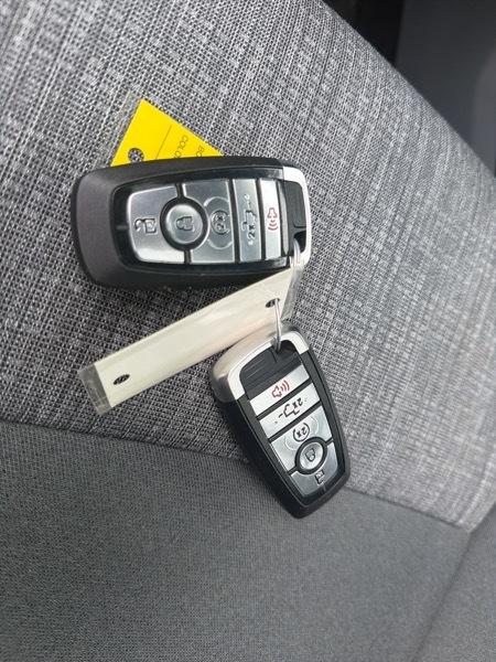 Ford F-350 SD XLT Crew Cab Long Bed 4WD 2025