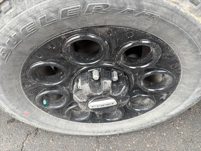 Ford F-350 SD XLT Crew Cab Long Bed 4WD 2025