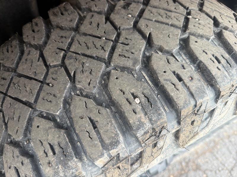 GMC Sierra 3500HD Denali Ultimate Crew Cab 4WD 2024