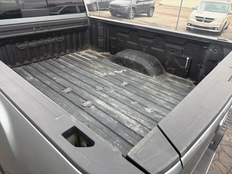 GMC Sierra 3500HD Denali Ultimate Crew Cab 4WD 2024