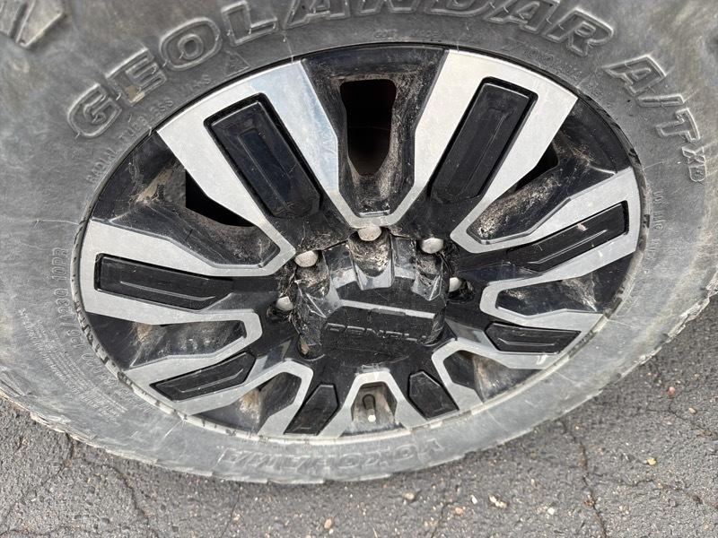 GMC Sierra 3500HD Denali Ultimate Crew Cab 4WD 2024