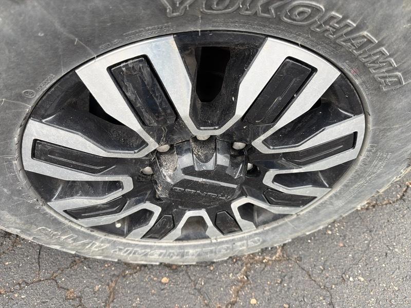 GMC Sierra 3500HD Denali Ultimate Crew Cab 4WD 2024