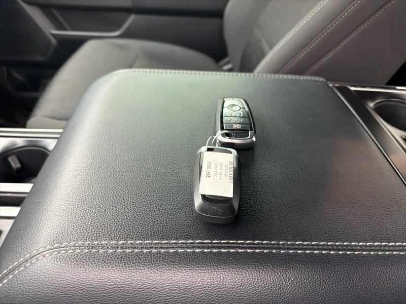 Ford F-150 XLT SuperCrew 4WD 2024