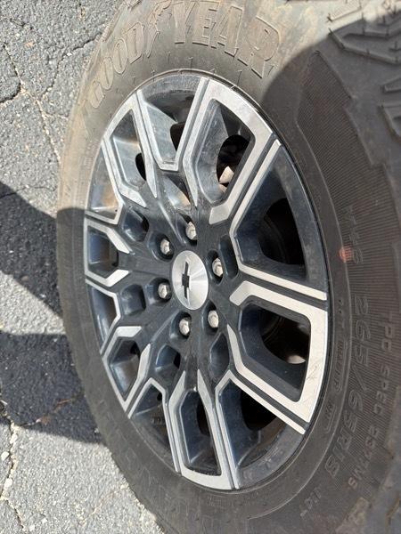 Chevrolet Colorado Z71 Crew Cab 4WD 2023